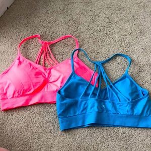 Set of 2 sport bras